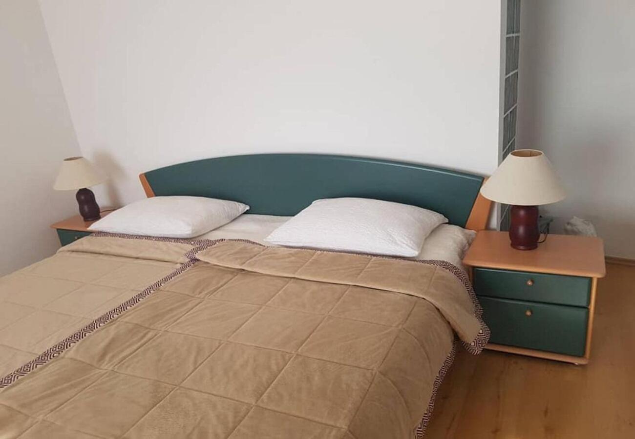 Apartments Javi - Free Private Parking Trogir Exterior foto